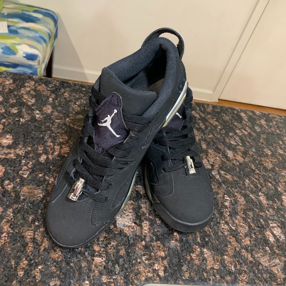 Gently Pre-Owned Air Jordan 6 Retro Low “chrome”